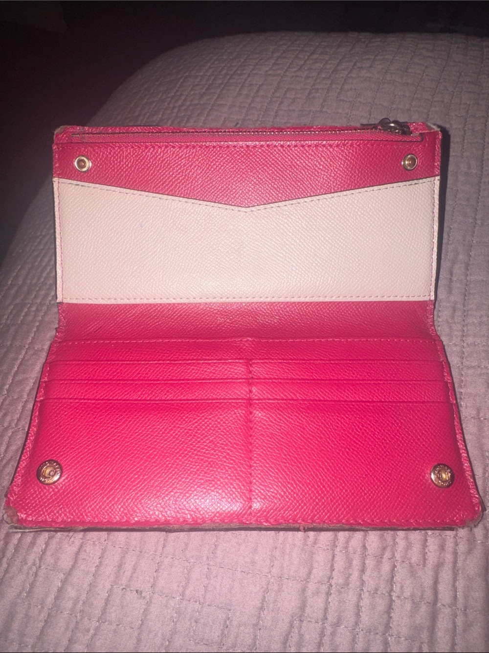 Michael Kors Light Pink Saffiano Zip Wallet with Gold Logo - Picture 4 of 5